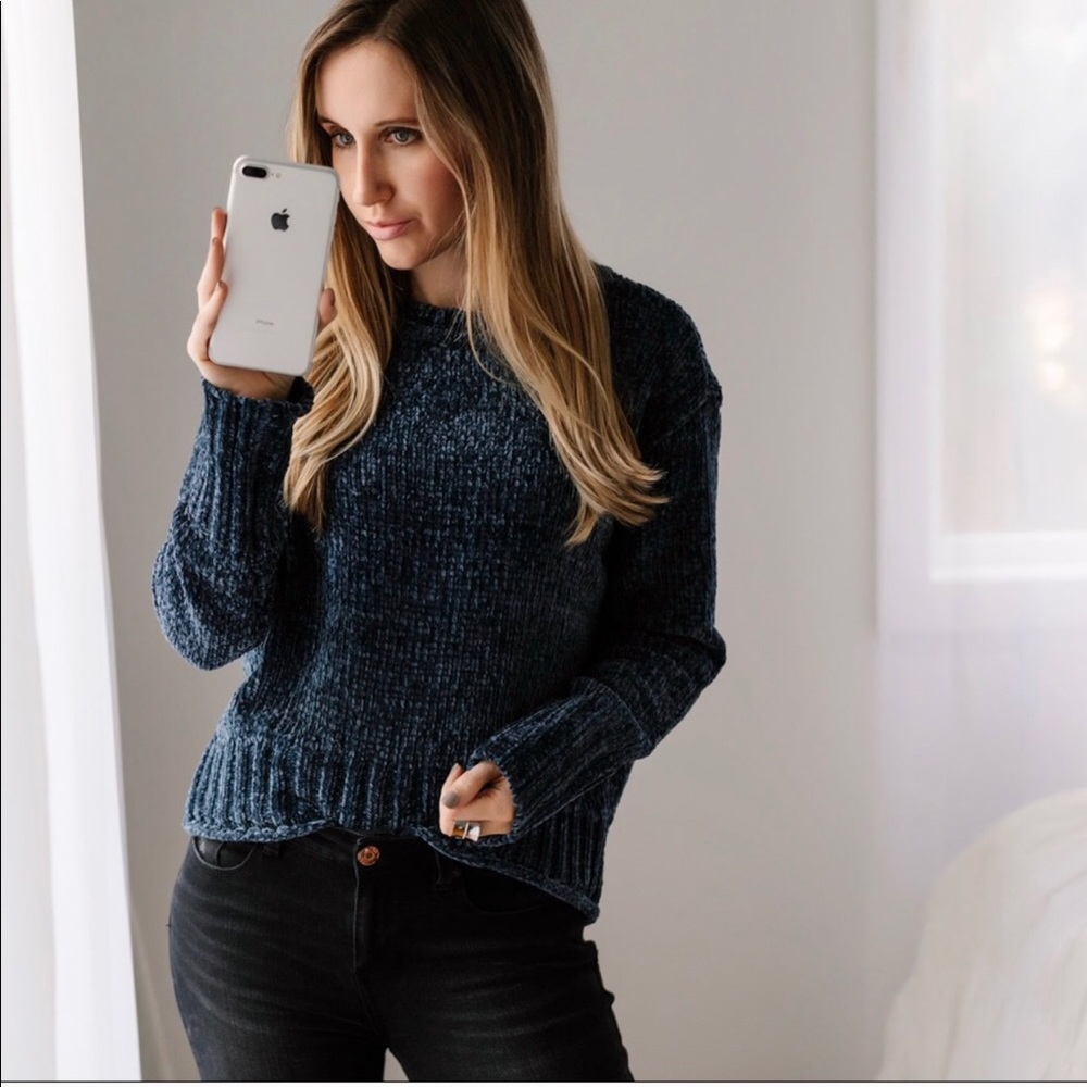 REPOSH • Jewel Blue Chenille Crop Sweater